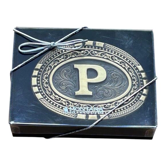 Montana Silversmiths Oval Brass Cast Filigree Initial P Belt Buckle Rope Border - Picture 2 of 4